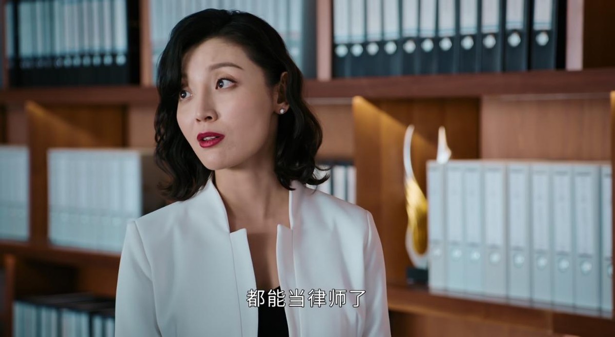 《幸福到万家》“老色鬼”韩律师，盯上何幸运，是他此生最大报应