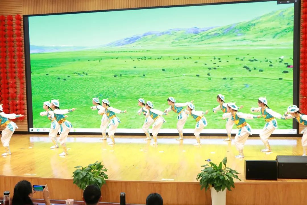 彭镇小学第十四届校园艺术节节目海选暨文艺展演活动如火如荼进行