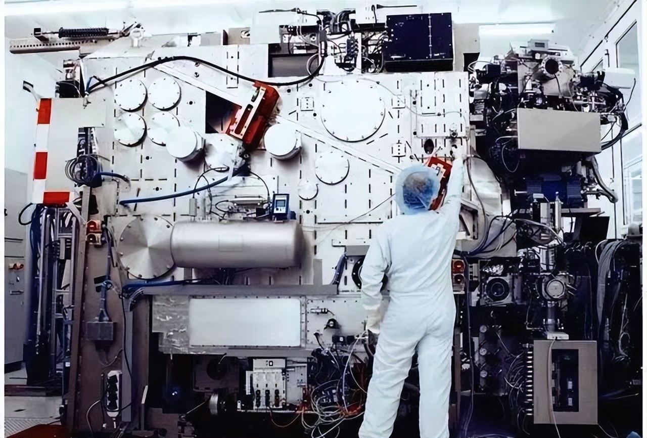 中国唯一一台7nm光刻机