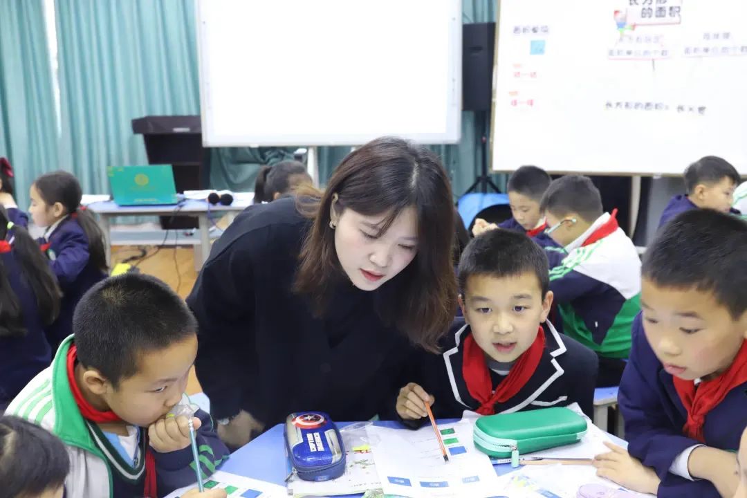 四川天府新区南湖小学着力通过思辨课程培养具有核心素养的学生