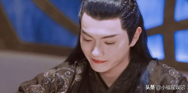 盘点“歪嘴杀”的13位明星，个个惊艳到糖分超标，帅到心坎里了