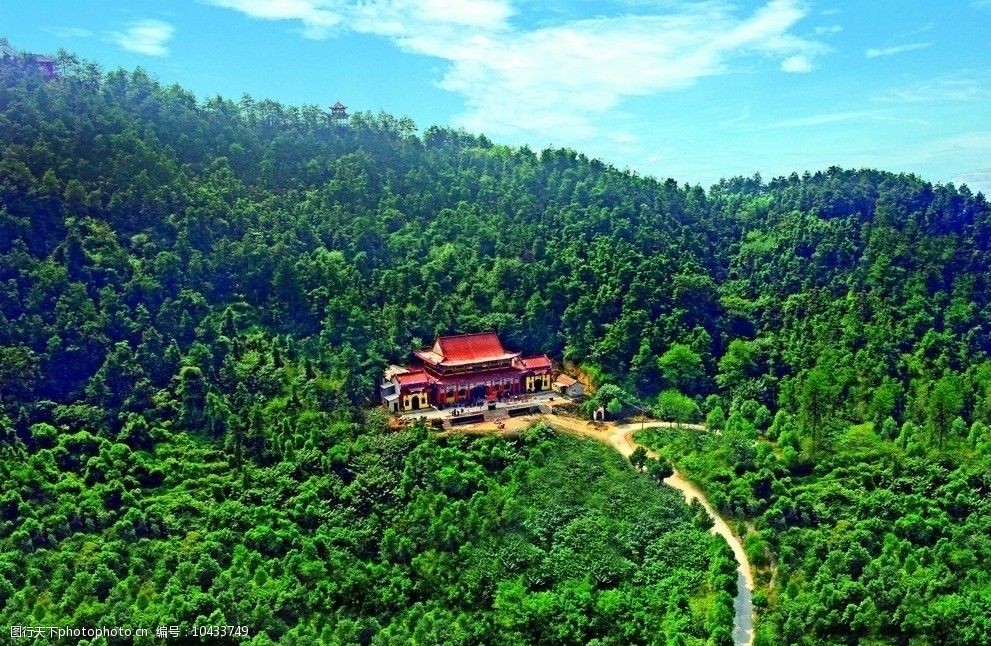 两个给别人改诗的例子，都是名人，谁在画龙点睛，谁在狗尾续貂？