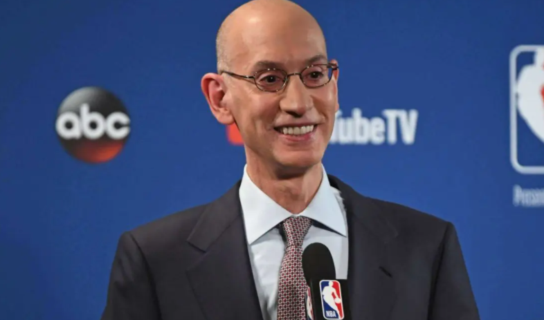 nba为什么偏袒勇士(看不下去！火箭记者炮轰NBA：裁判公然偏袒勇士，连掩饰都不掩饰)