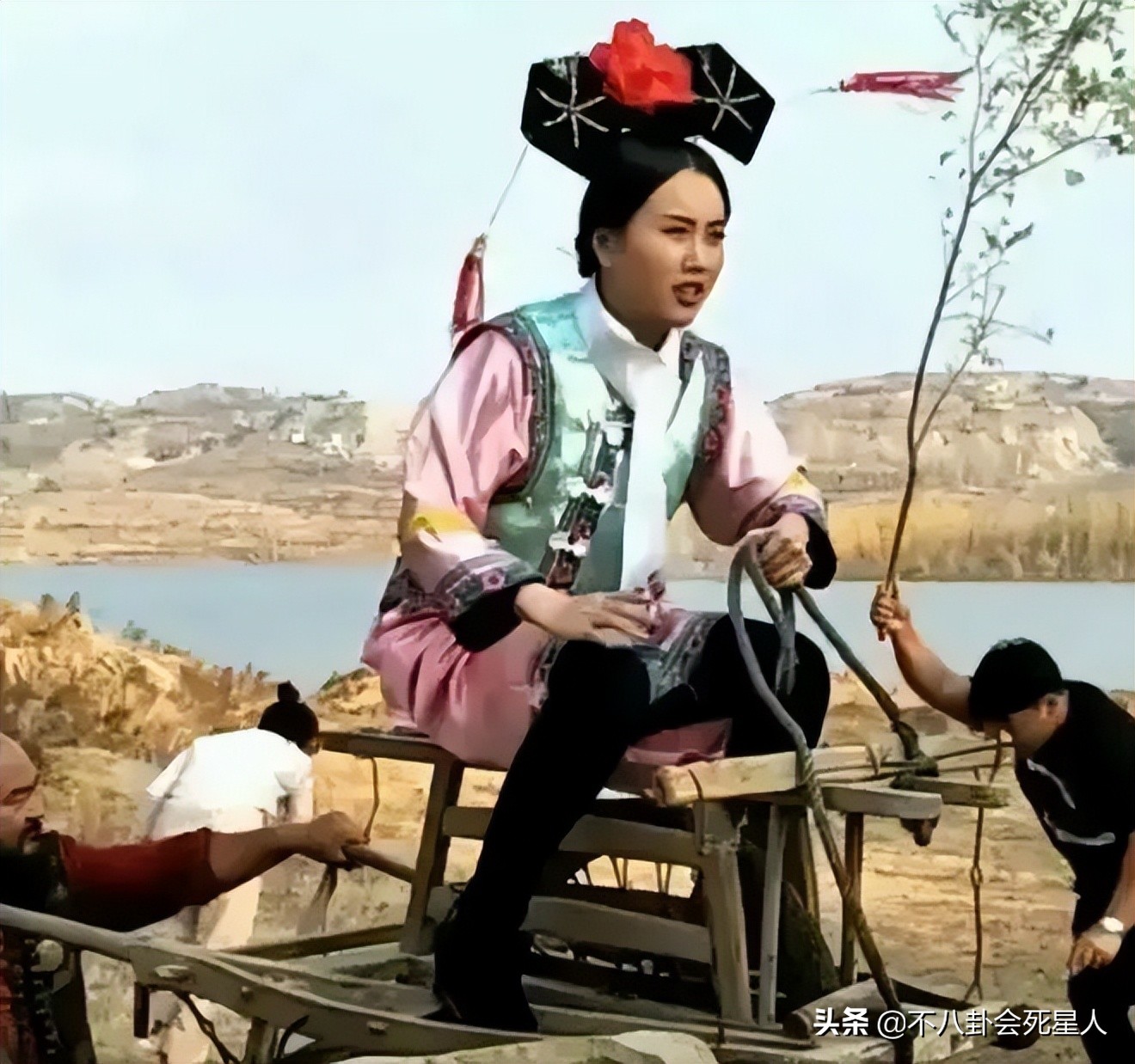 电视剧不敢拍的全景，假腿、手替、空气骑马，真的不会笑场吗？