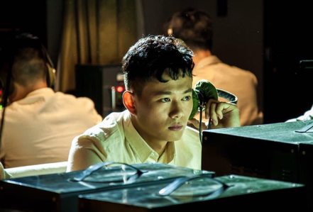 坐落在县城的二本学院，占地面积为全国榜首，部分专业横扫