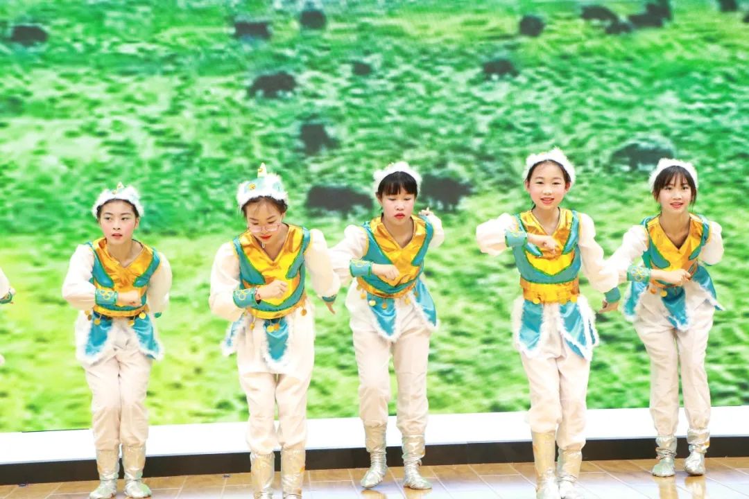 彭镇小学第十四届校园艺术节节目海选暨文艺展演活动如火如荼进行