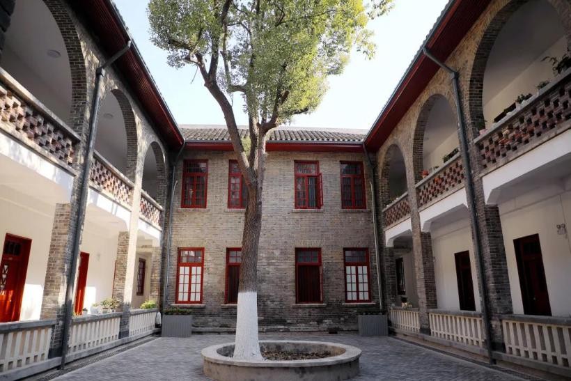 湖南这所高校：坐拥“国宝级”建筑，地铁直达校舍，随手一拍就是大片！