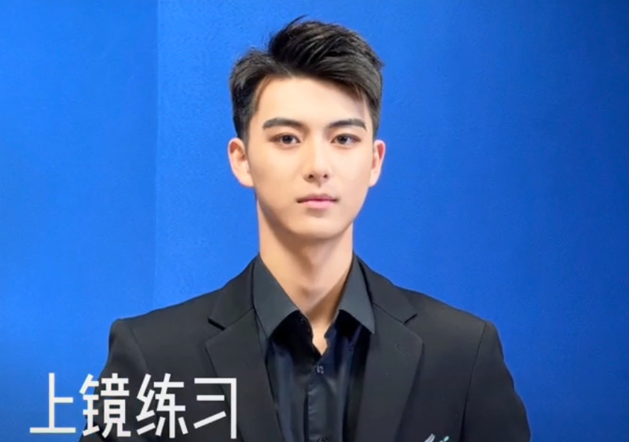 中传“新校草”即将诞生，专业第一还自带美颜，会是下一个冯琳吗