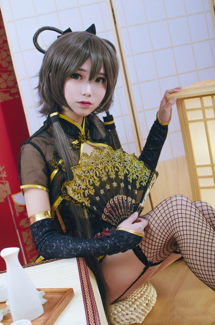 洛天依金丝雀cosplay