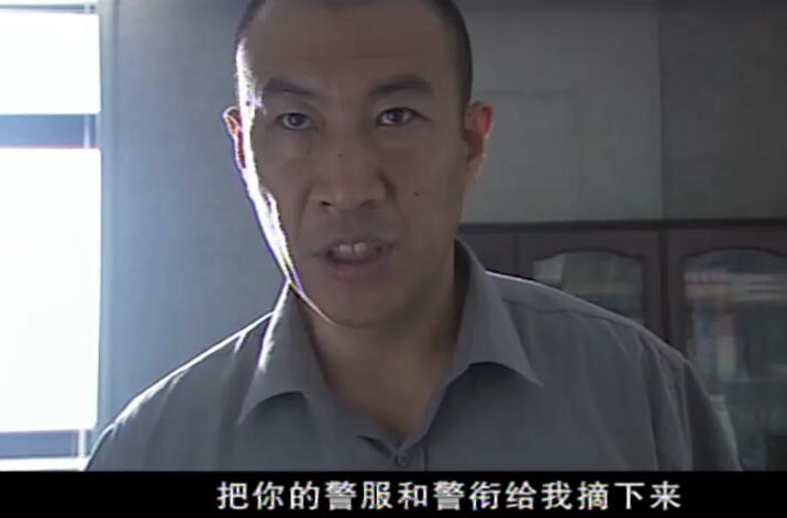 《征服》和《12.1枪杀大案》就像孪生兄弟，一个艺术，一个真实