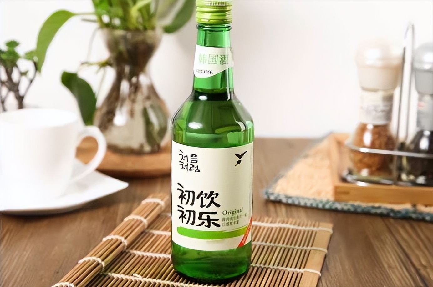 裴珠泫代言仅1年，品牌却急忙换回IU，Jennie接替秀智代言惹争议