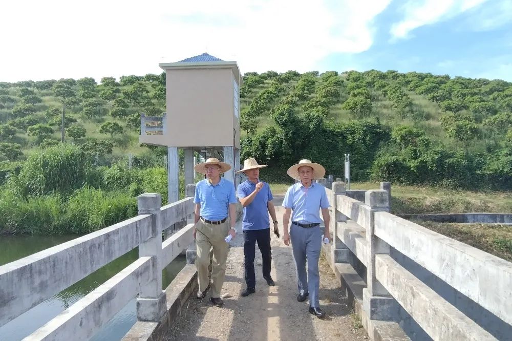 东方市政协与东方市检察院联合开展助力 “六水共治”的监督协作调研