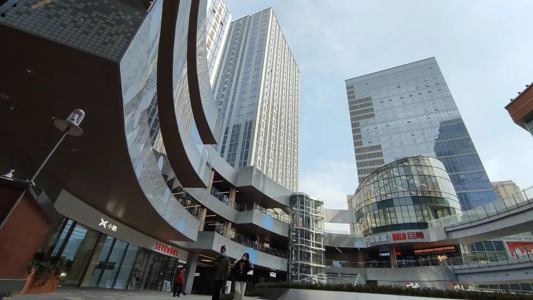 设计见闻｜颜值型店面设计之莱安中心万象天地篇