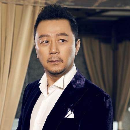 视觉盛宴!10位西北男明星,个个是棱角分明,浓眉大眼的硬汉帅哥