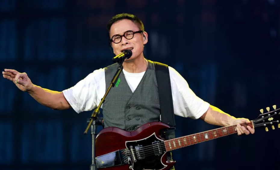 李宗盛叫他大哥，唱歌跑调公鸭嗓却被称为乐坛大佬，罗大佑凭什么