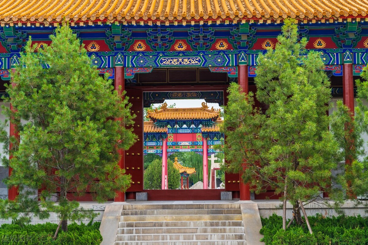 府学文庙,有着近千年的历史,是济南的小故宫