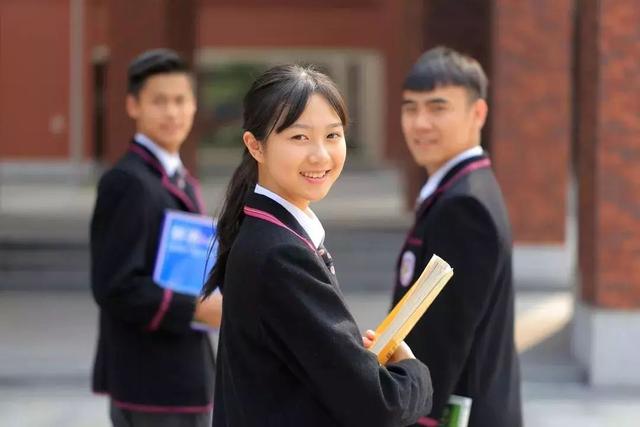 重庆最新消息：部分学校寒假假期已调整，学生们可提前放假回家