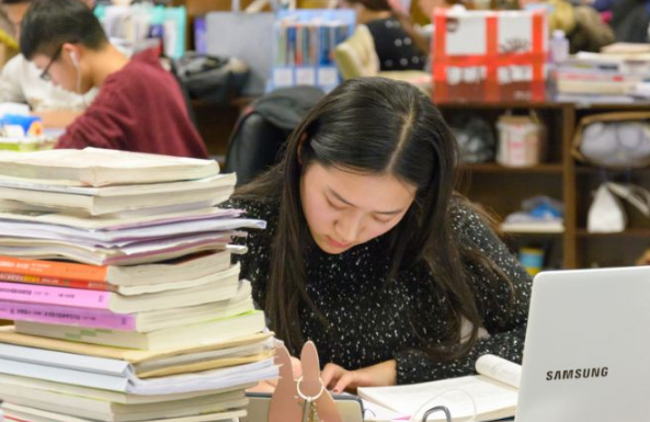 二本生考研有多难？他们很难通过复试，初试成绩好也没啥用