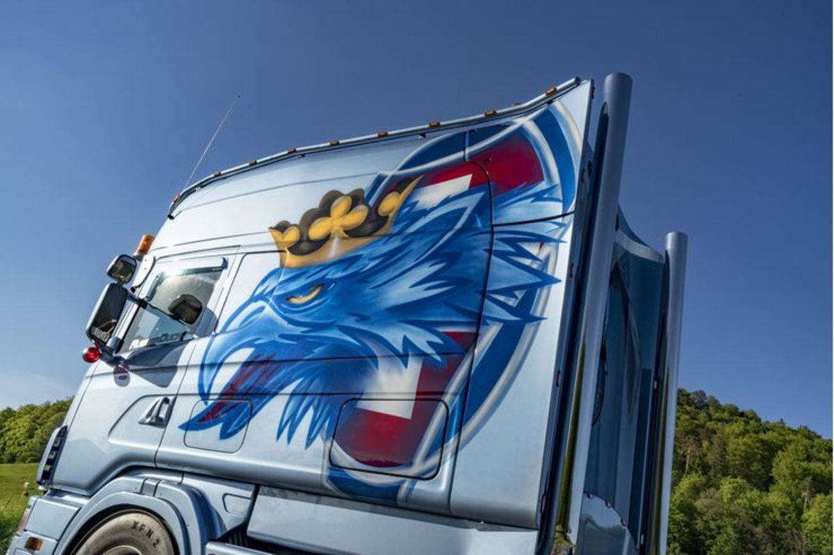 Scania V8 Longline, el camión con la cabina más grande que nadie