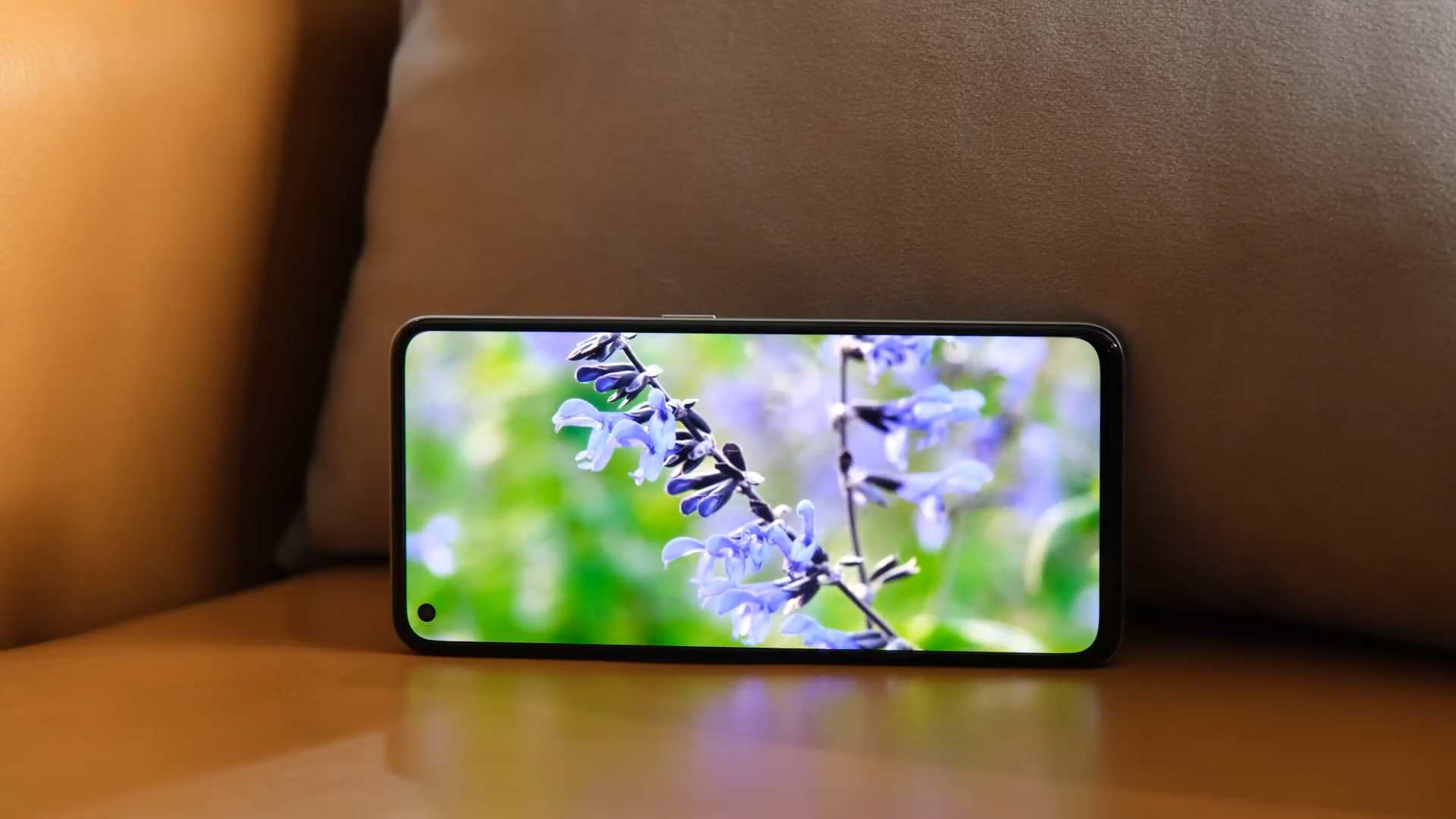 5000mAh+80W快充+120Hz，现已跌至1699元！E4屏旗舰售价更亲民了