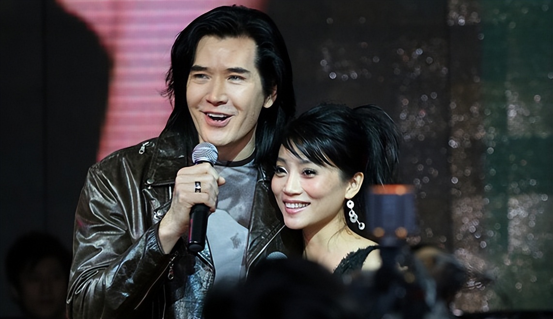 著名歌手朱桦:曾婉拒费翔的追求,照顾患病母亲,如今仍旧单身