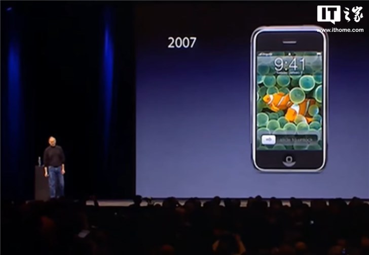 苹果iOS 16 Beta3上线小丑鱼壁纸，乔布斯发布初代iPhone时曾使用