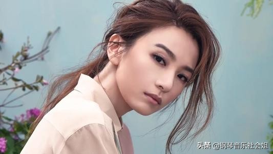 国外音乐平台华语歌手播放榜：325首歌与721首歌，播放量相差12亿