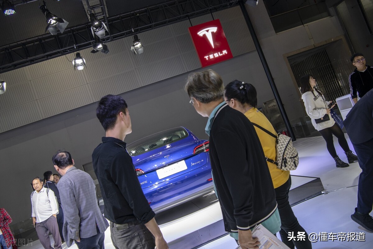 过关2021 | 五大车圈“内卷”瞬间：黄牛进入车市，全民变身MINIEV