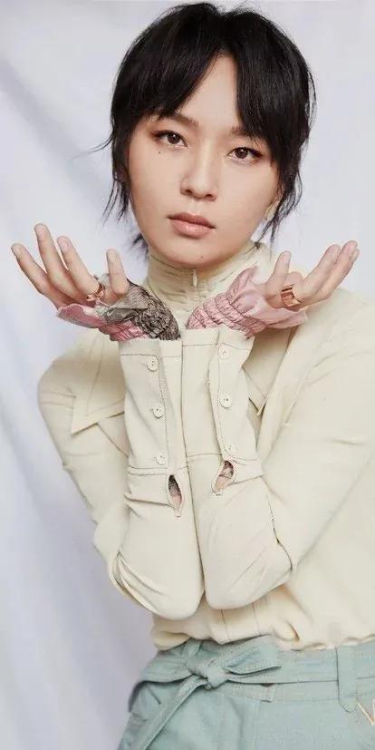 周笔畅美丽的图片