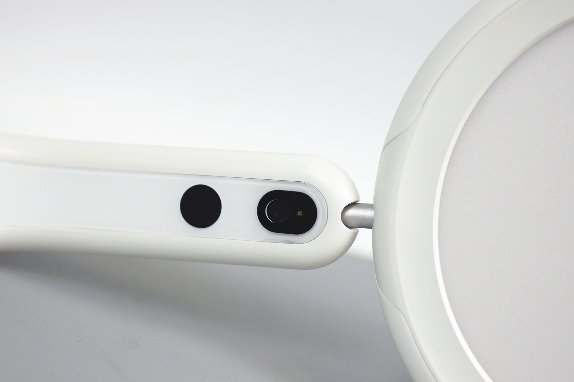 1999元的有道智能学习灯值得入手吗？真实体验分享