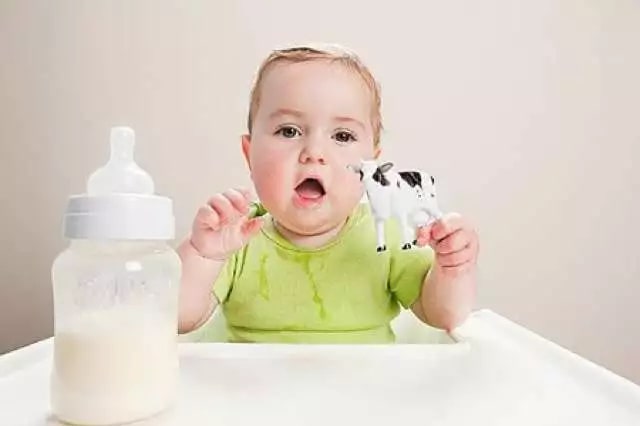 宝宝换奶粉要注意什么 如何科学地转奶