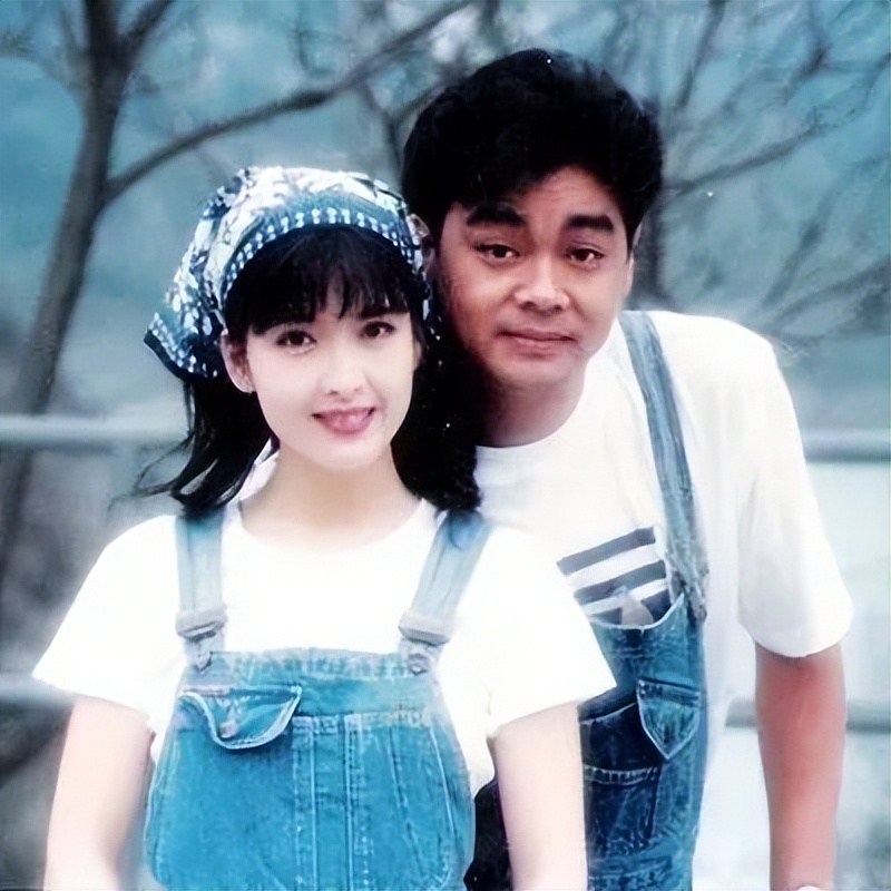 看了她们，才知道什么叫“自带清纯校花脸”，有些气质真是天生的