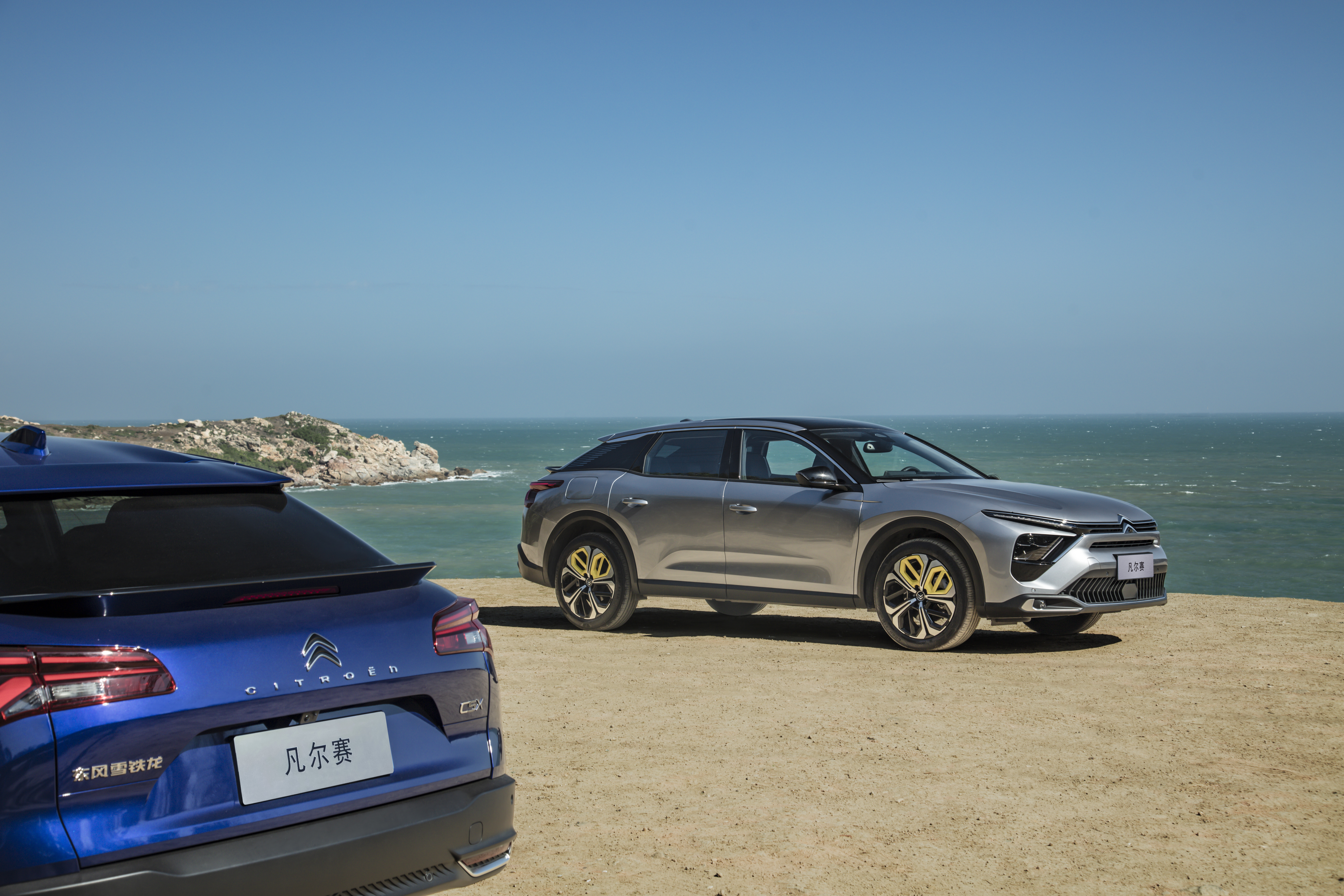 单月销量过万,凡尔赛c5x为何如此受欢迎?