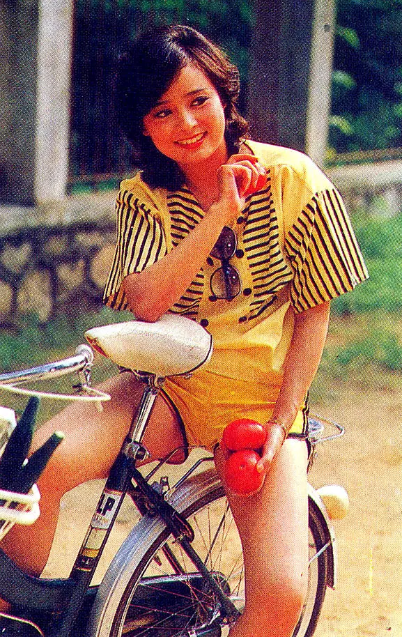 50年代出生的内地女明星，总有一种蓬勃生命力的美，璀璨夺目