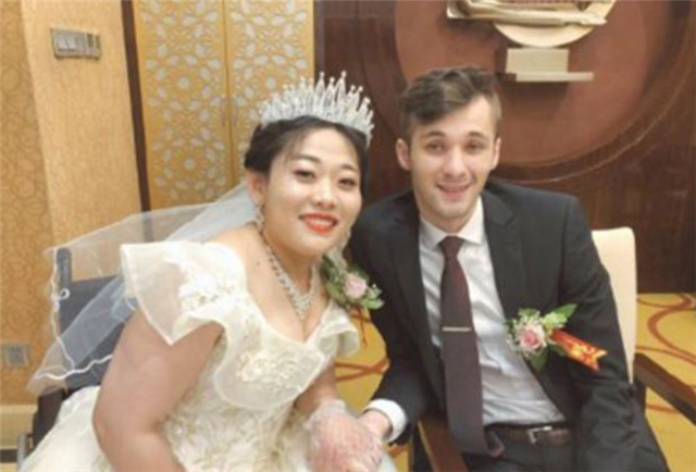 山西高位截瘫女孩研发国家专利，被5所世界名校争抢，如今咋样？