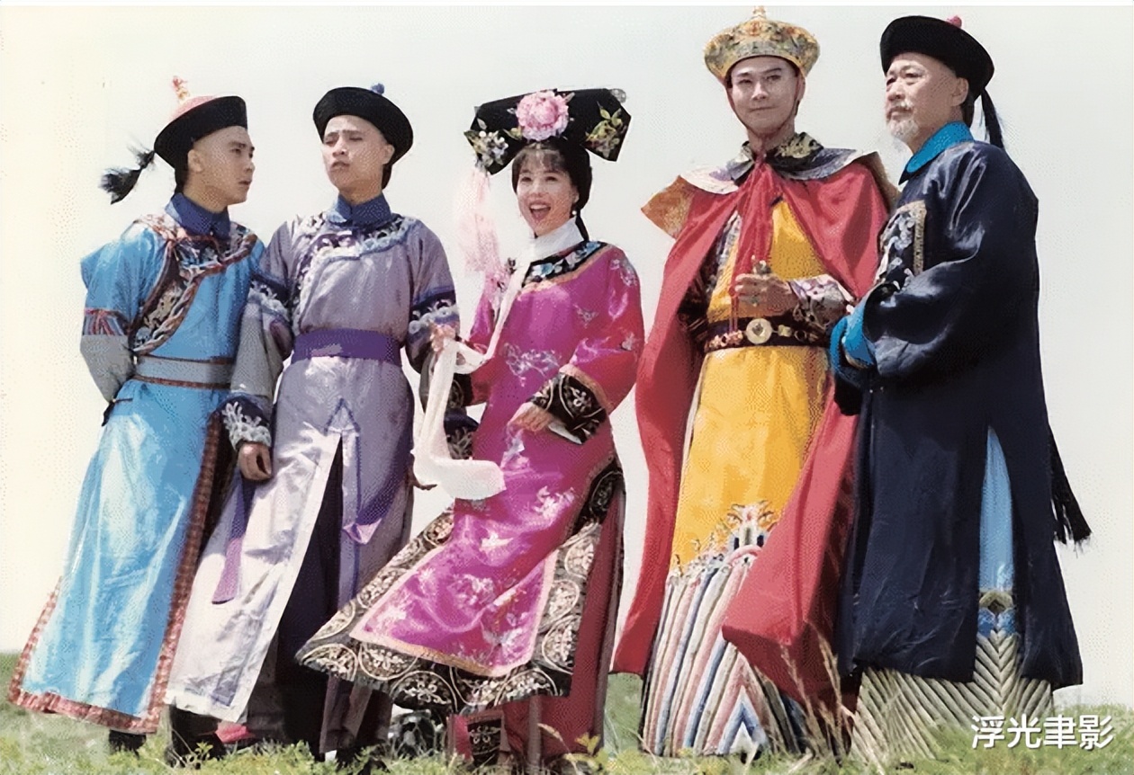 中视咬牙投拍《戏说乾隆》首播周就完胜对手，媒体：俨然复仇者