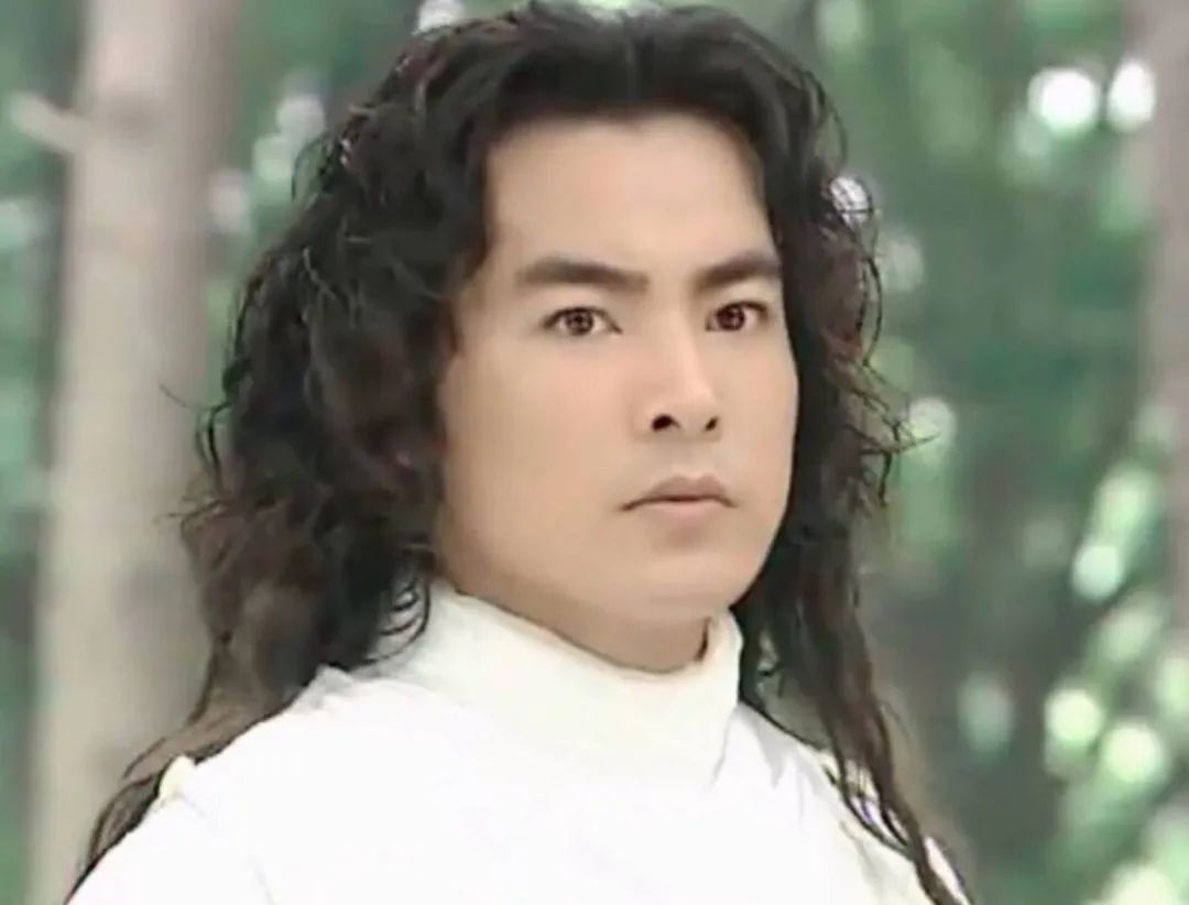 红得快，沉得也快，这9位“风光不再”的男星，如今有人露了原形