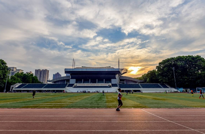 国内师范大学排行榜更新，北师大稳坐榜首，湖南师大表现亮眼