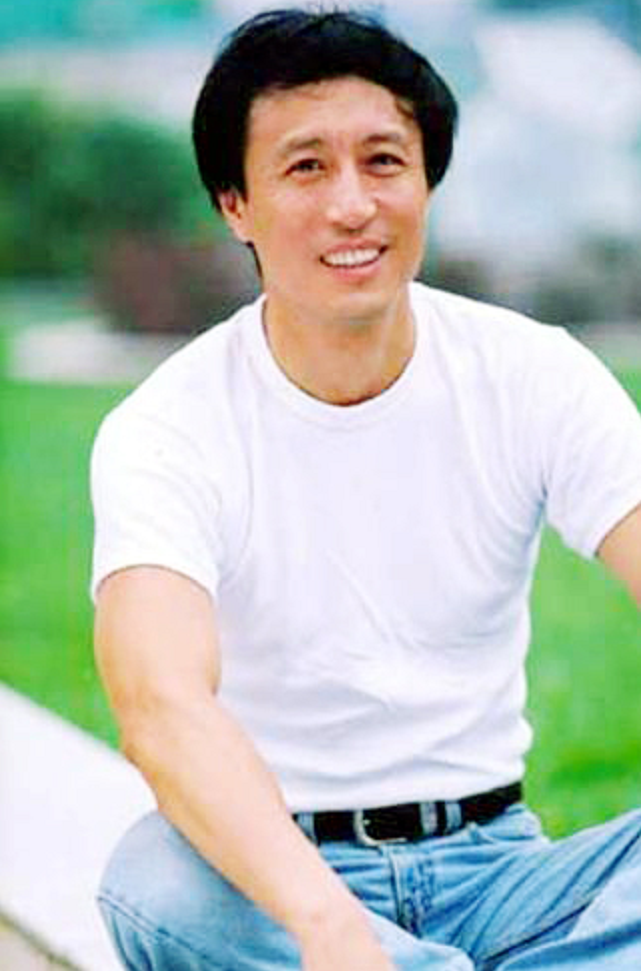 王洛勇：妻子推亮了我的一片天，我们有一双儿女，我会爱她一辈子