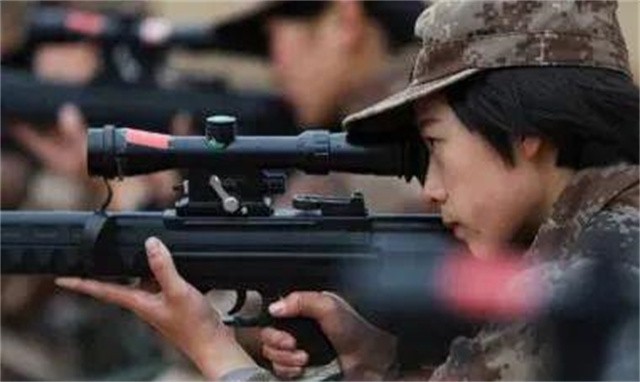 “00”后女狙击枪王沈梦可：18岁入伍，高颜值兼具一身正气