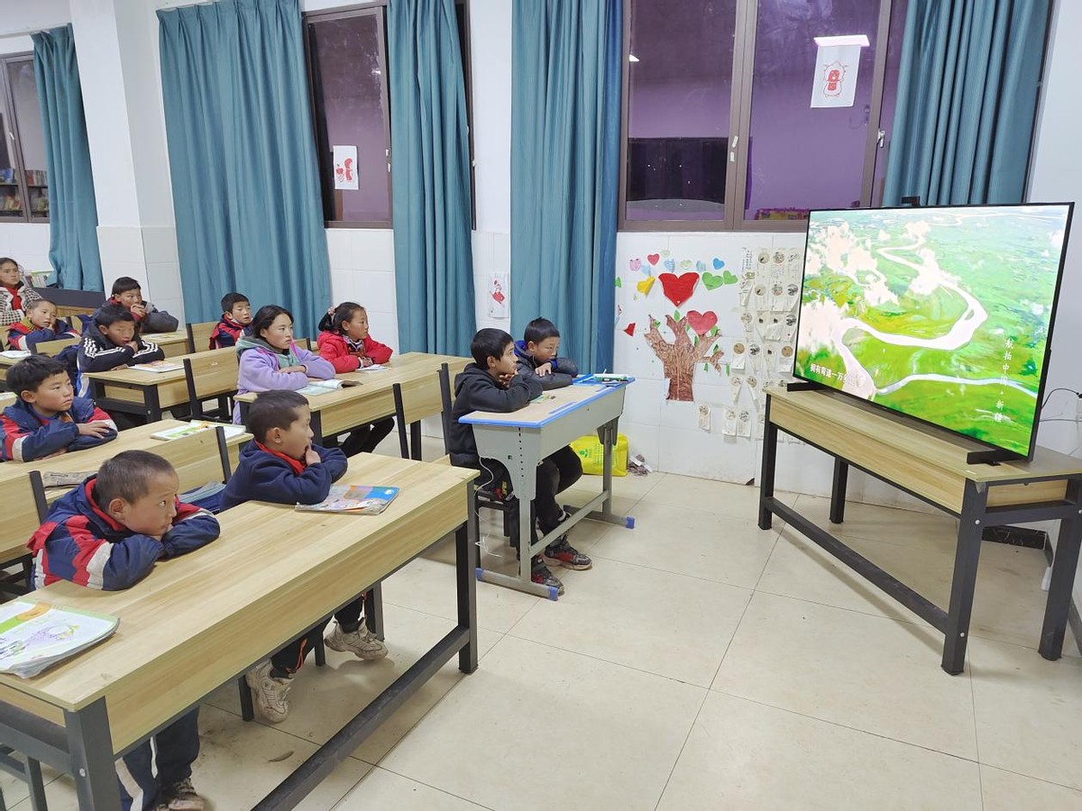 80后扎根大凉山支教17年，新年期待有更多时间陪伴家人