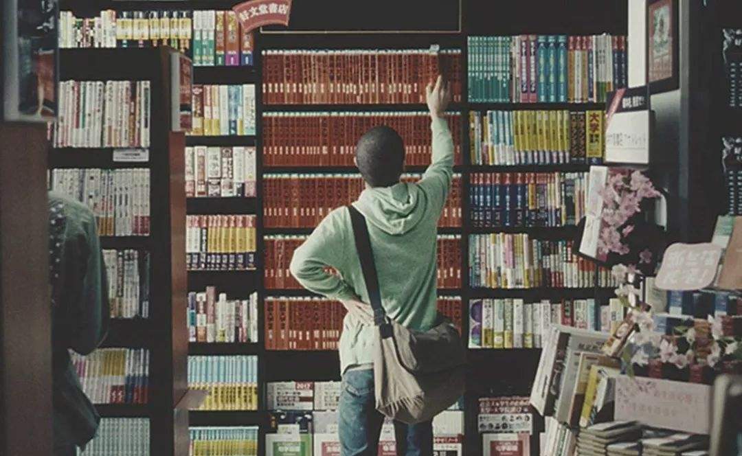 “985大学”变“857现场”？清华操场学霸蹦迪，压力给到隔壁北大