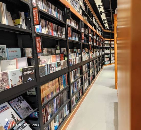 小爱同学校园功能合集，定外卖记笔记一句话搞定，大学生活真幸福