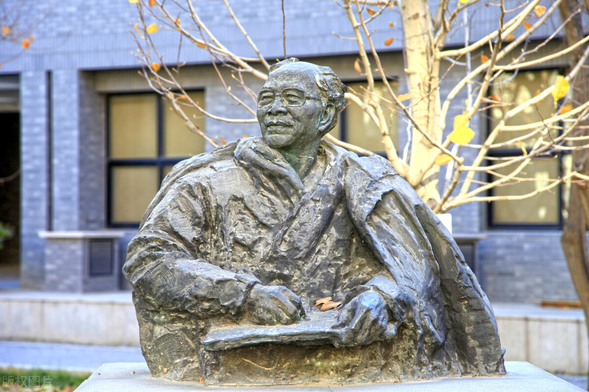 中央美院2022年招生1021人，较去年减少95人，减招集中在上海校区