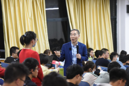 再见，2021！5个关键词，重温湖北这所大学高光瞬间！未来可期