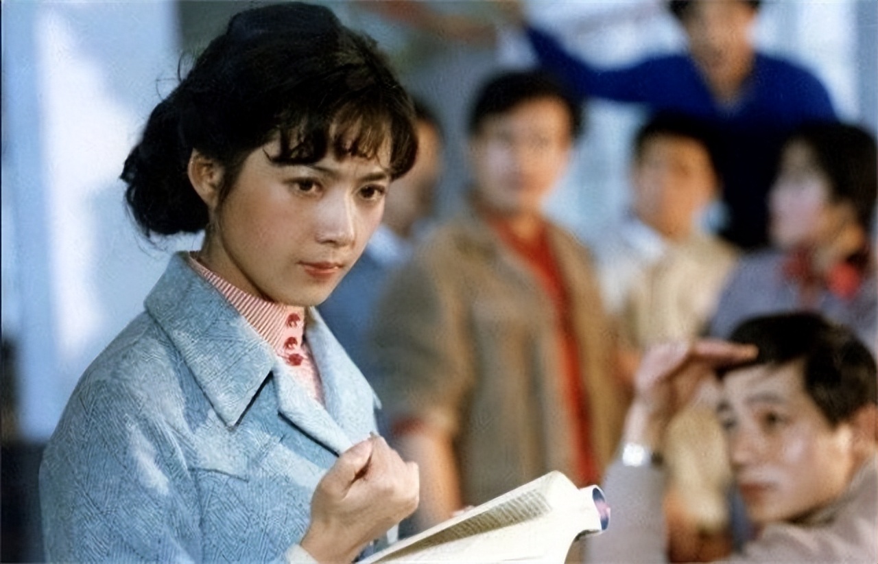 80年代著名女星龚雪，因“流氓案”远走美国，如今过得怎么样了