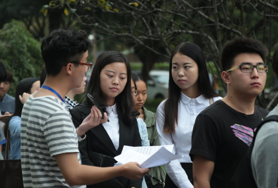 大学生就业难七大原因（大学生为何）