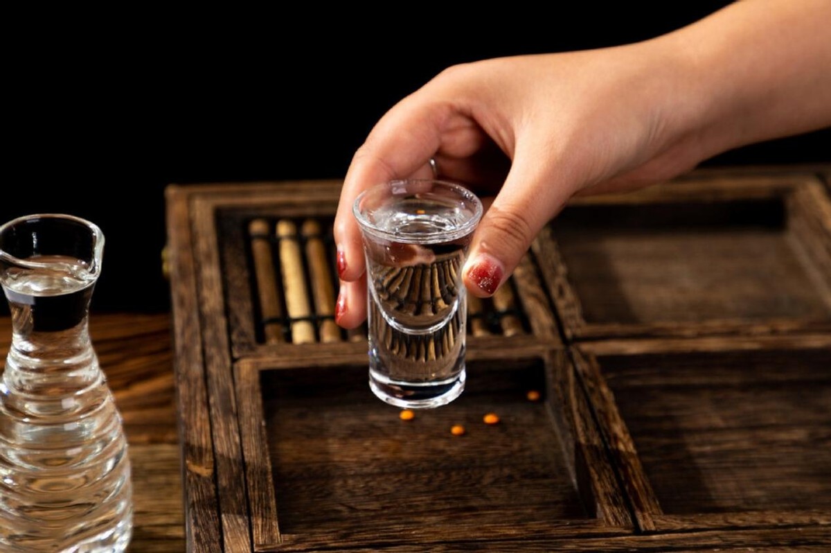 每天都在喝“白酒”的人，最終身體怎么樣了？酒友：看完獲益匪淺