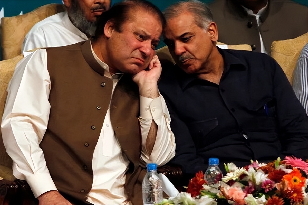 ͻ˹̹죬߻ǰĵܵܣǷ׻·ߣ