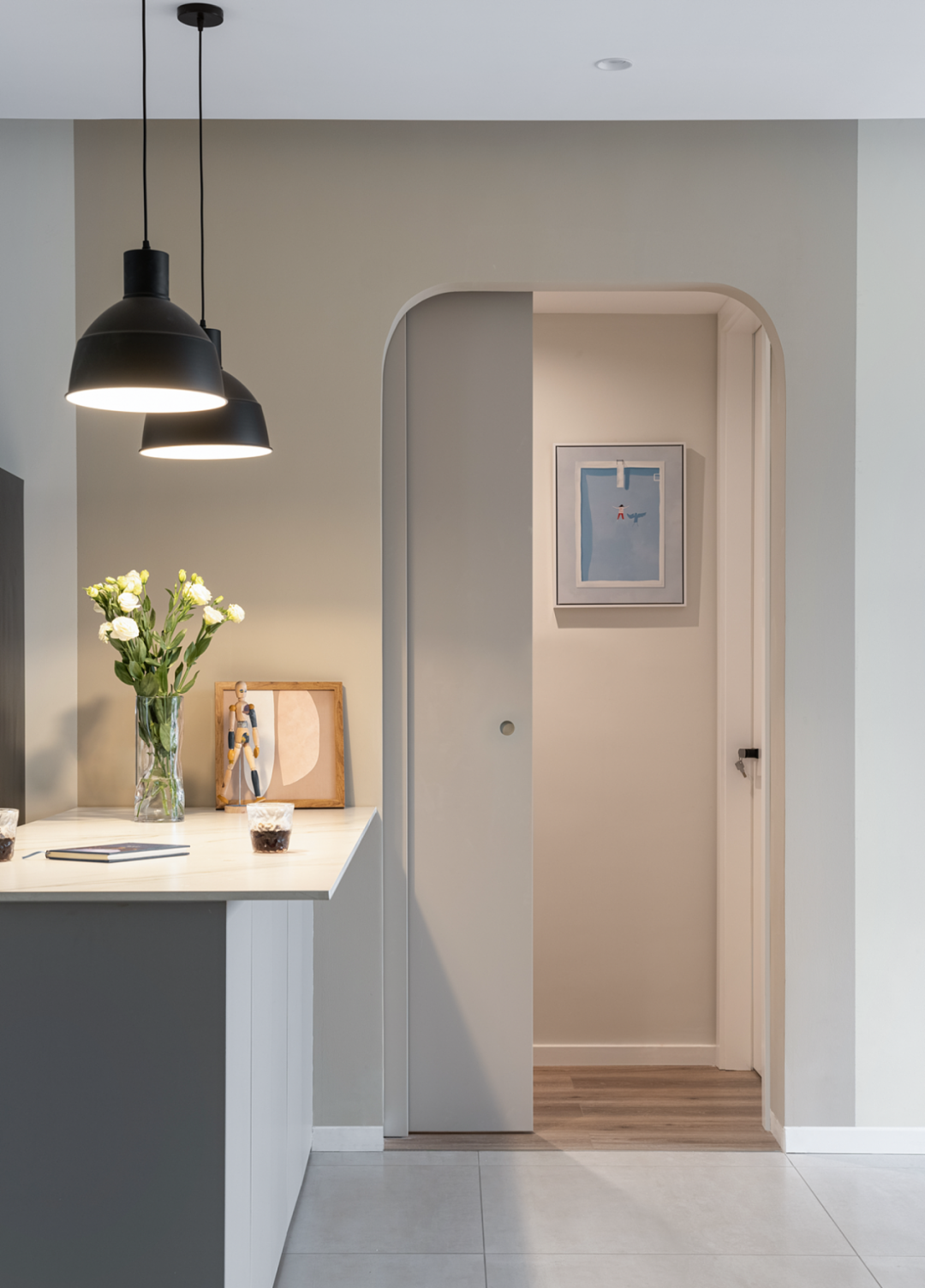 88m²办公区+生活区：他家诗意极简风，让小夫妻安排的明明白白